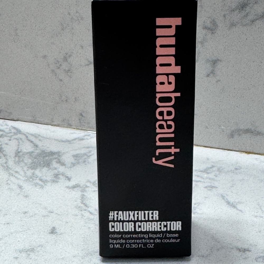 Liquid color corrector